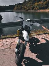 Husqvarna 701 Supermoto - HUSQVARNA 701 SUPERMOTO