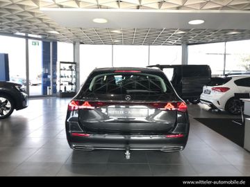 Mercedes E 300 - 11