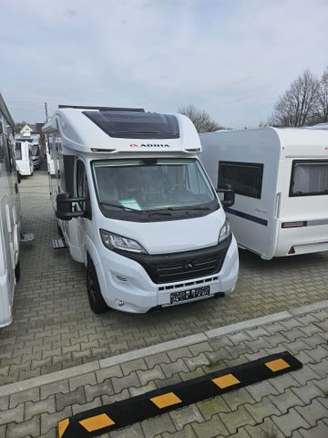 Adria Matrix Axess 670 SL Sat / Navi / Solar  