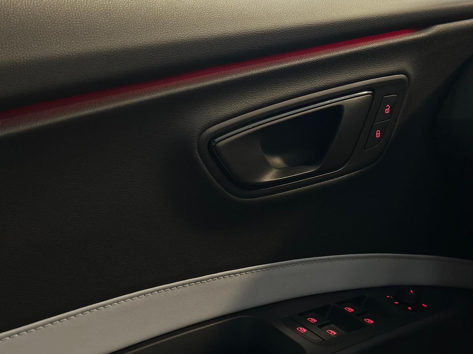 SEAT Leon 2.0TSI Cupra 280* LED#SHZ#TEMPO#SPUR#PANO - Image 22