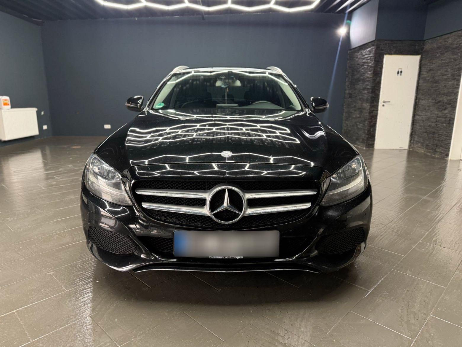 Mercedes-Benz C 220