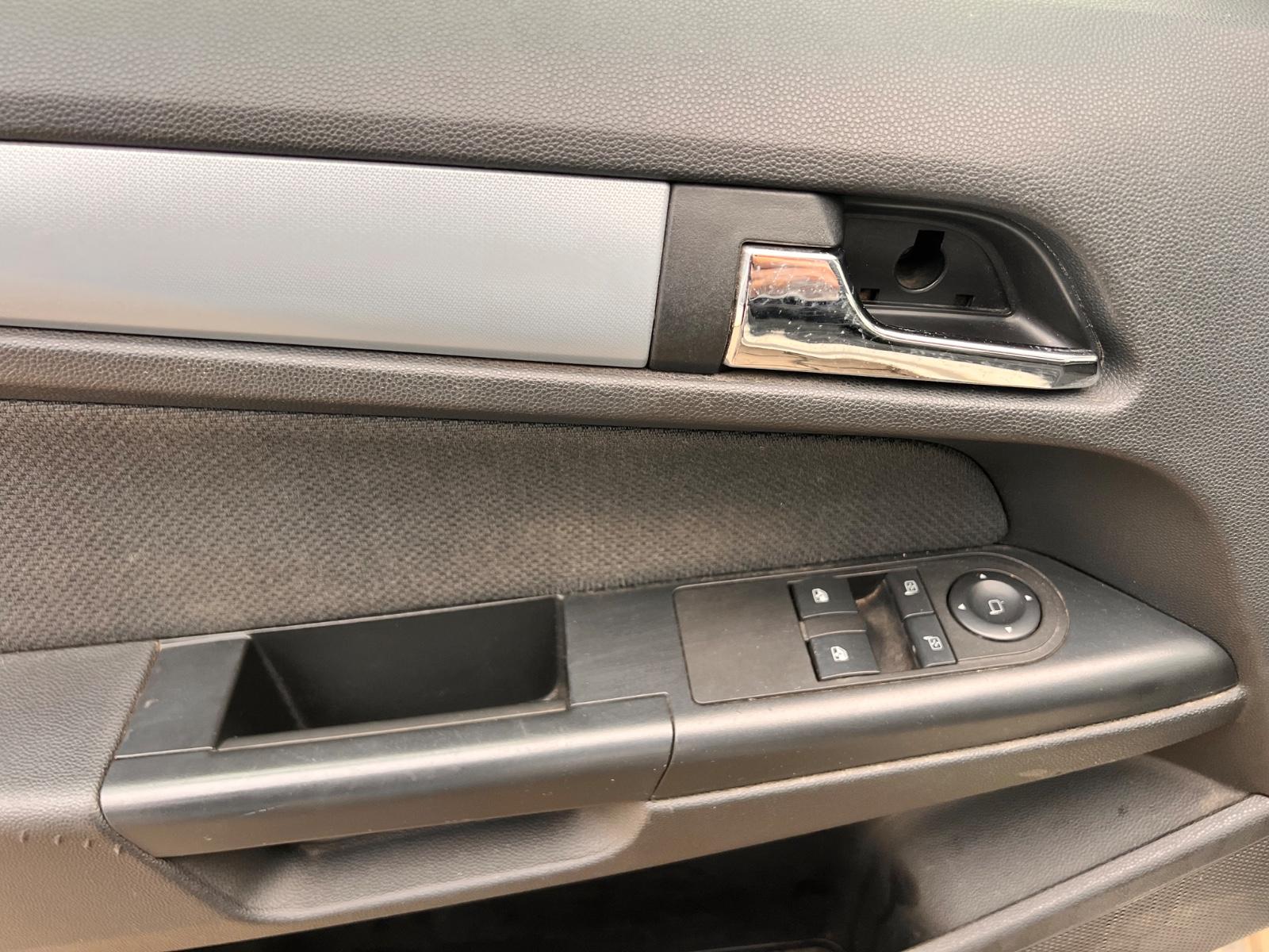 Opel Astra 2005 — photo 14