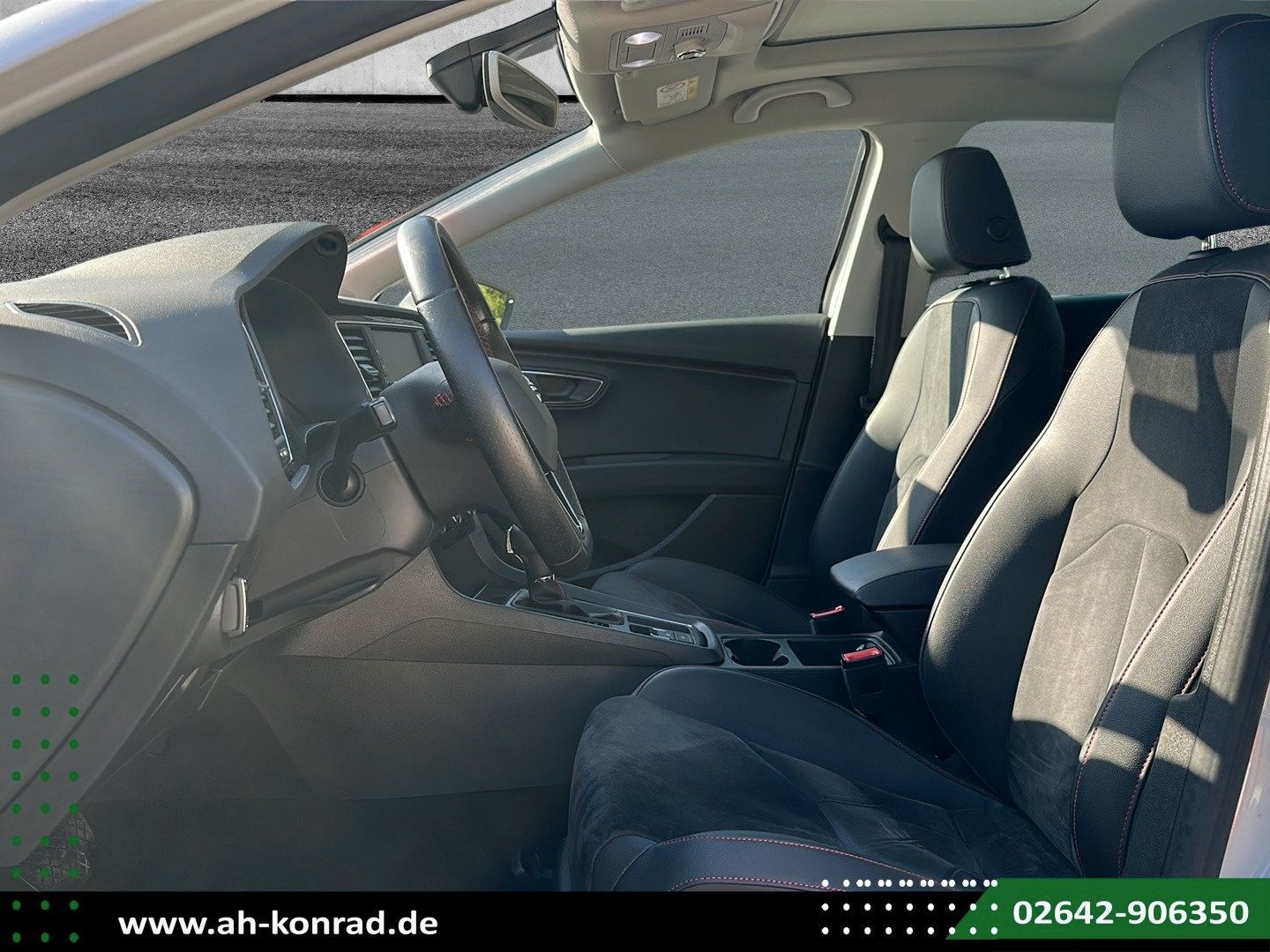 Fahrzeugabbildung SEAT Leon FR 1.4 TSI DSG*PANO*NAVI*LED