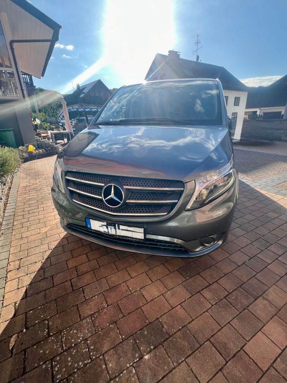 Image of Mercedes-Benz Vito