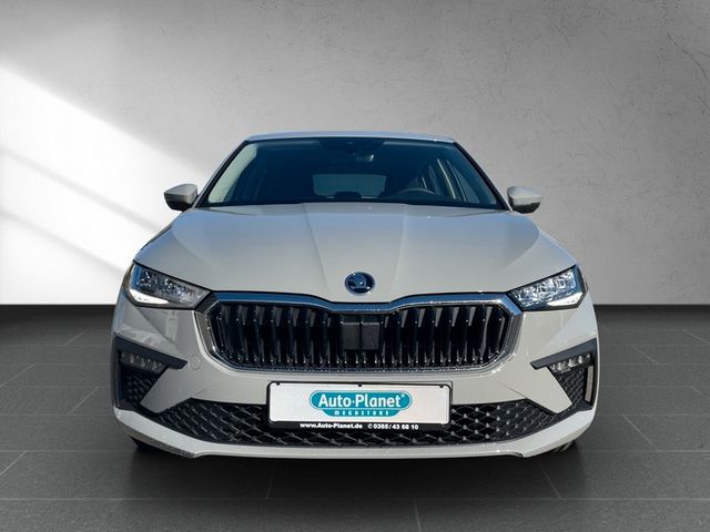 Skoda Scala 1.0 TSI Essence *ALU*DAB*LED*PDChi*SHZ*TEL