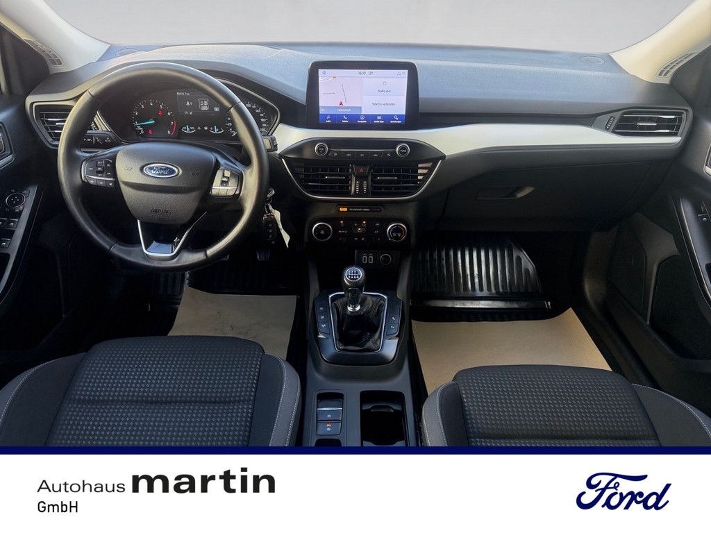 Fahrzeugabbildung Ford Focus 1.0 EcoBoost Cool&Connect Start/Stopp EURO
