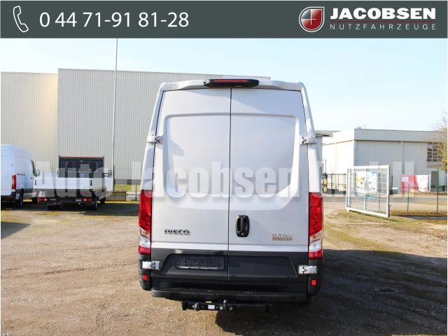 Fahrzeugabbildung Iveco Daily 35S18A8P Luftf. / Klima / AHK / RFK