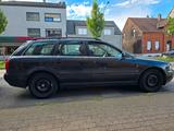 Audi A4 B5 Kombi, v6, Benzin, BJ1997, schwarz - Audi A4 aus 1997: 1.6