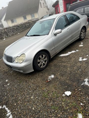 Mercedes-Benz C 180 Kompressor AVANTGARDE