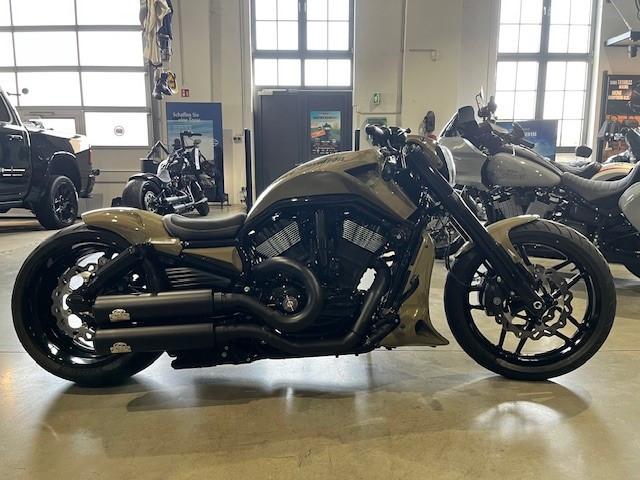 Harley-Davidson VRSCDX Night Rod Bad Boy Custom 280er Umbau