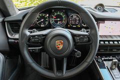 PORSCHE 911 Turbo 50 Jahre / HERITAGE PAKET / BURMESTER