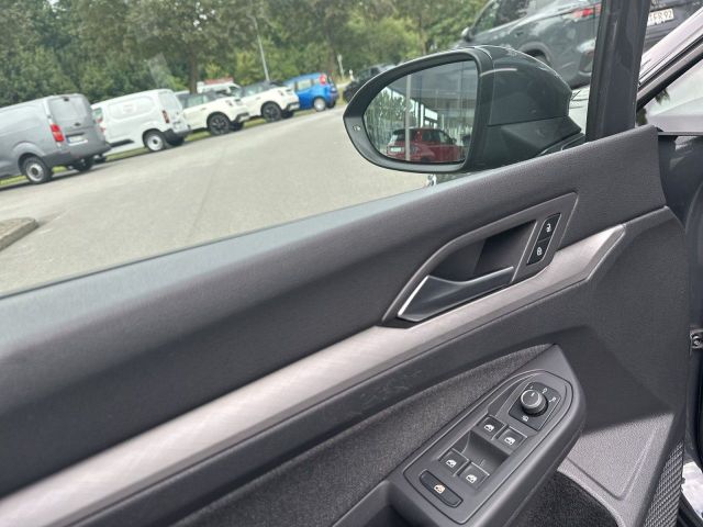 Golf VIII Variant 2.0 TDI DSG Life NAVI BUSINESS
