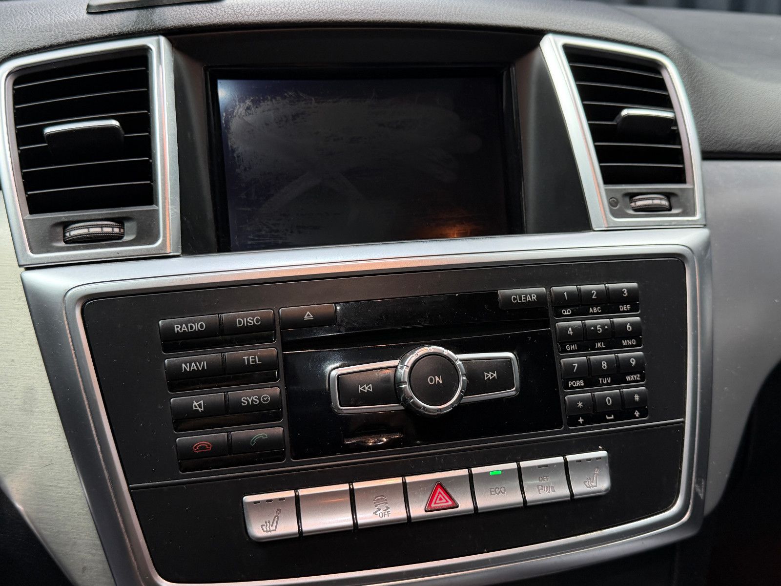 Fahrzeugabbildung Mercedes-Benz ML 350 4Matic |AHK|LUFT|PANO|U-FREI
