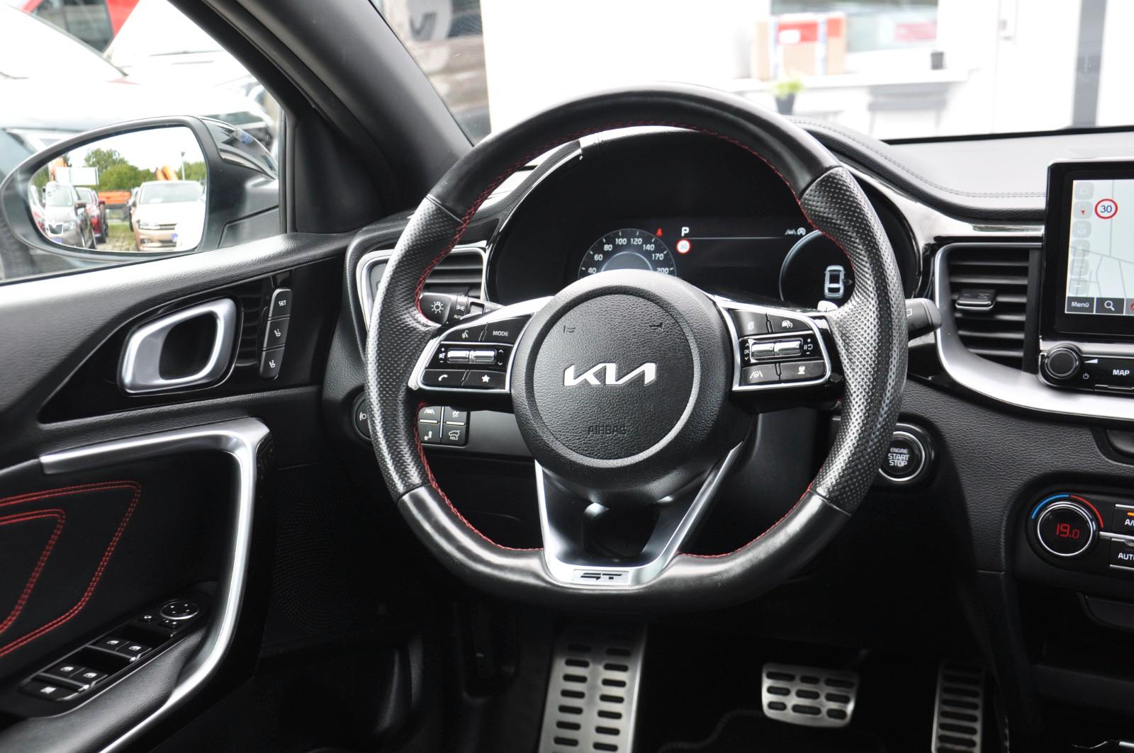 Kia ProCeed GT 1.6 T-GDI ACC-LED-PANO-MEMORY-RKAM