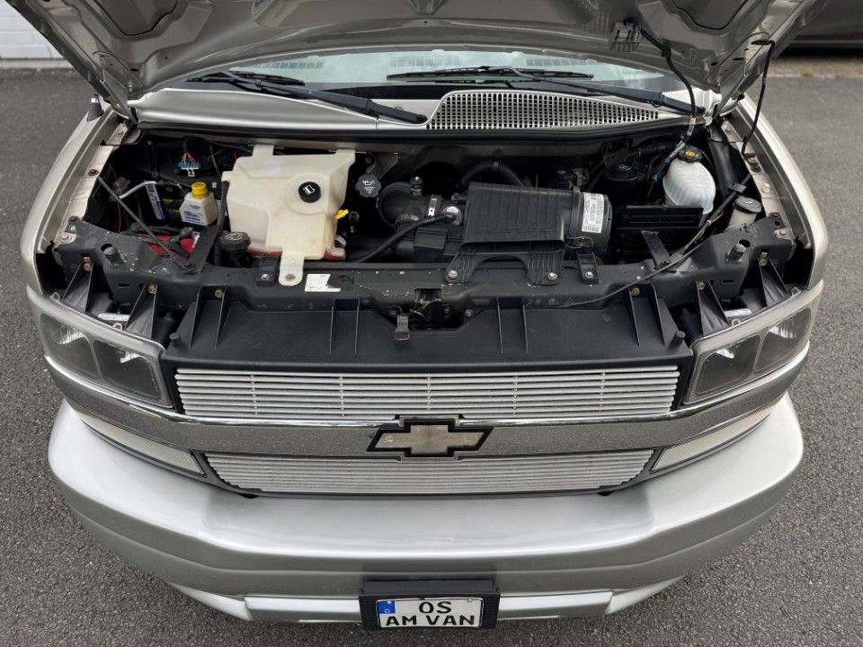 Fahrzeugabbildung Chevrolet Express Chevy Van Expl. V8 Camper Aufstelldach