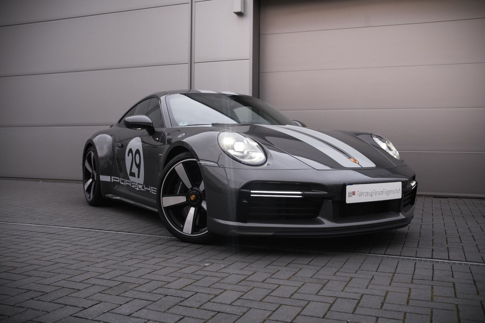 Fahrzeugabbildung Porsche 992/911 Sport Classic-Lift-360Kam.-Burmester-LED