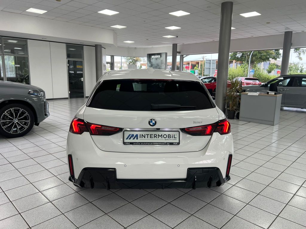 BMW 120 M-Sport*HUD*H-K*ACC*KEYL*SHADOW*TOTW*360°