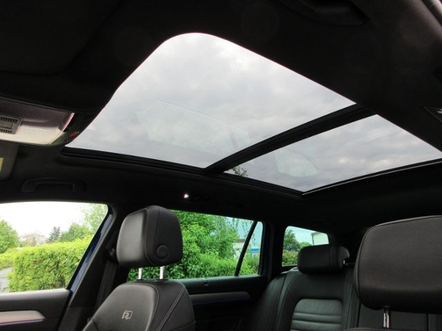 Passat Variant 2.0 TDI 240 PS 4M DSG R-Line Eleg