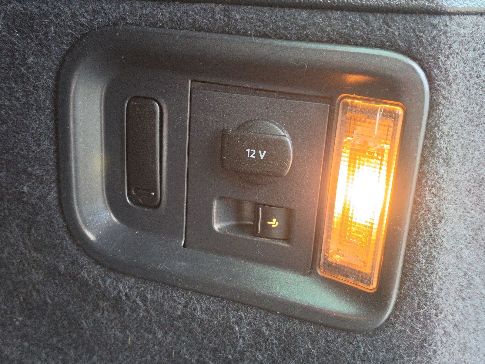 Fahrzeugabbildung SEAT Alhambra 4You TDI KLIMA PDC SHZ TEMPOMAT