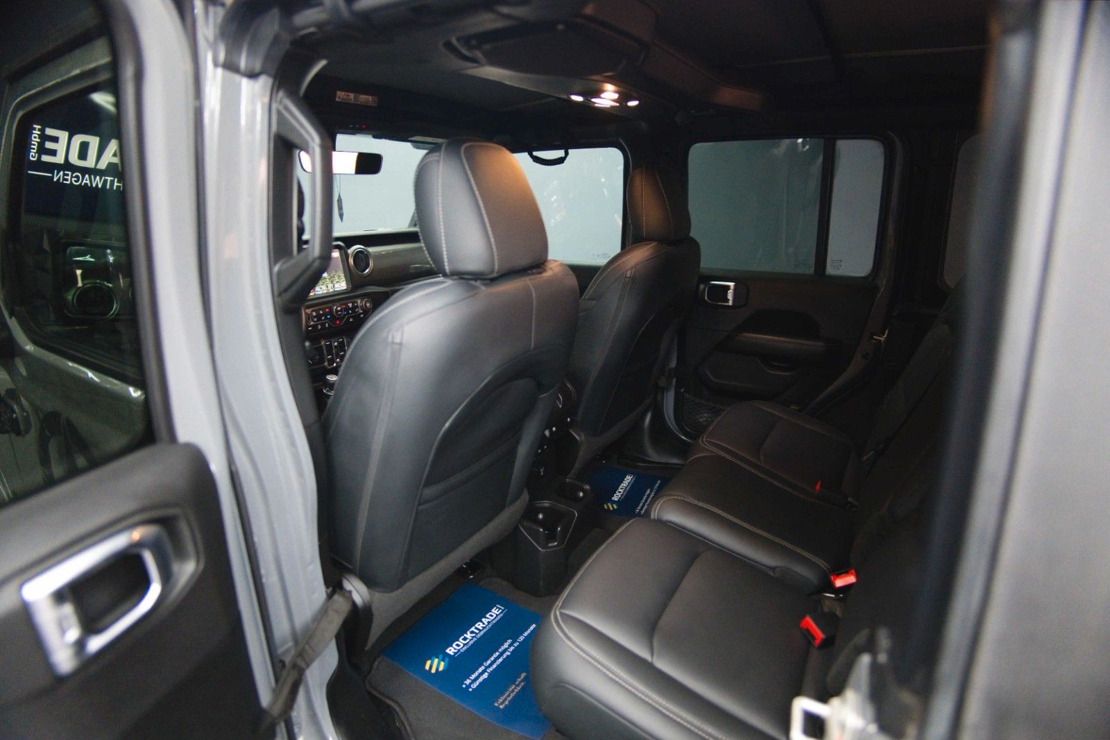 Fahrzeugabbildung Jeep Wrangler 3.6 V6 UNLIMITED SAHARA OFFROAD 4x4 LED
