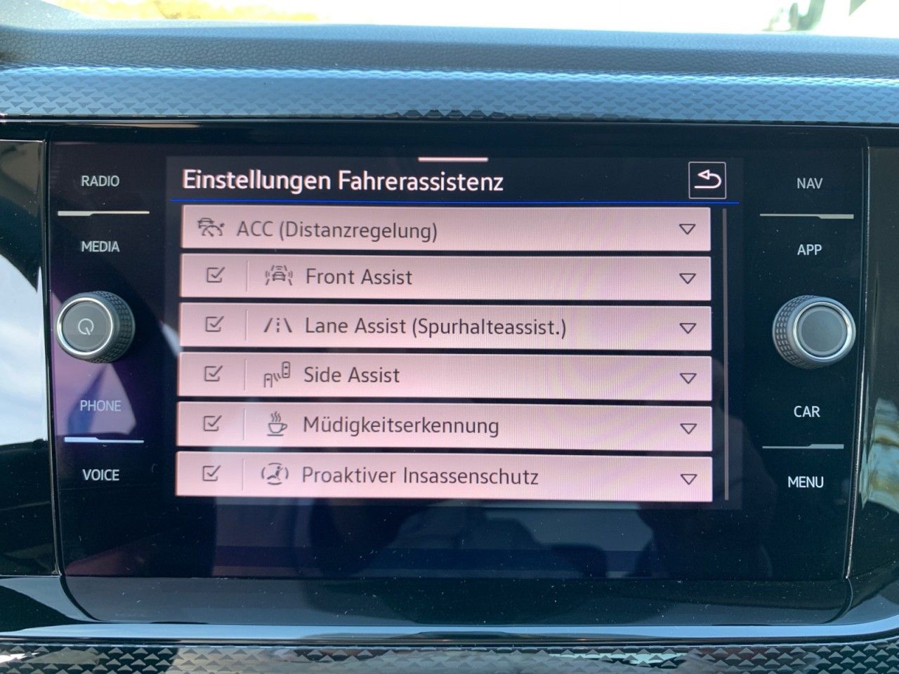 Fahrzeugabbildung Volkswagen Polo 1.0 TSI Life+DSG+APP-CONNECT+ACC+LED+PARKLE