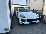 Porsche Cayenne S Diesel/Keyless/Chrono/SH/Softclose - Porsche Cayenne in Dortmund