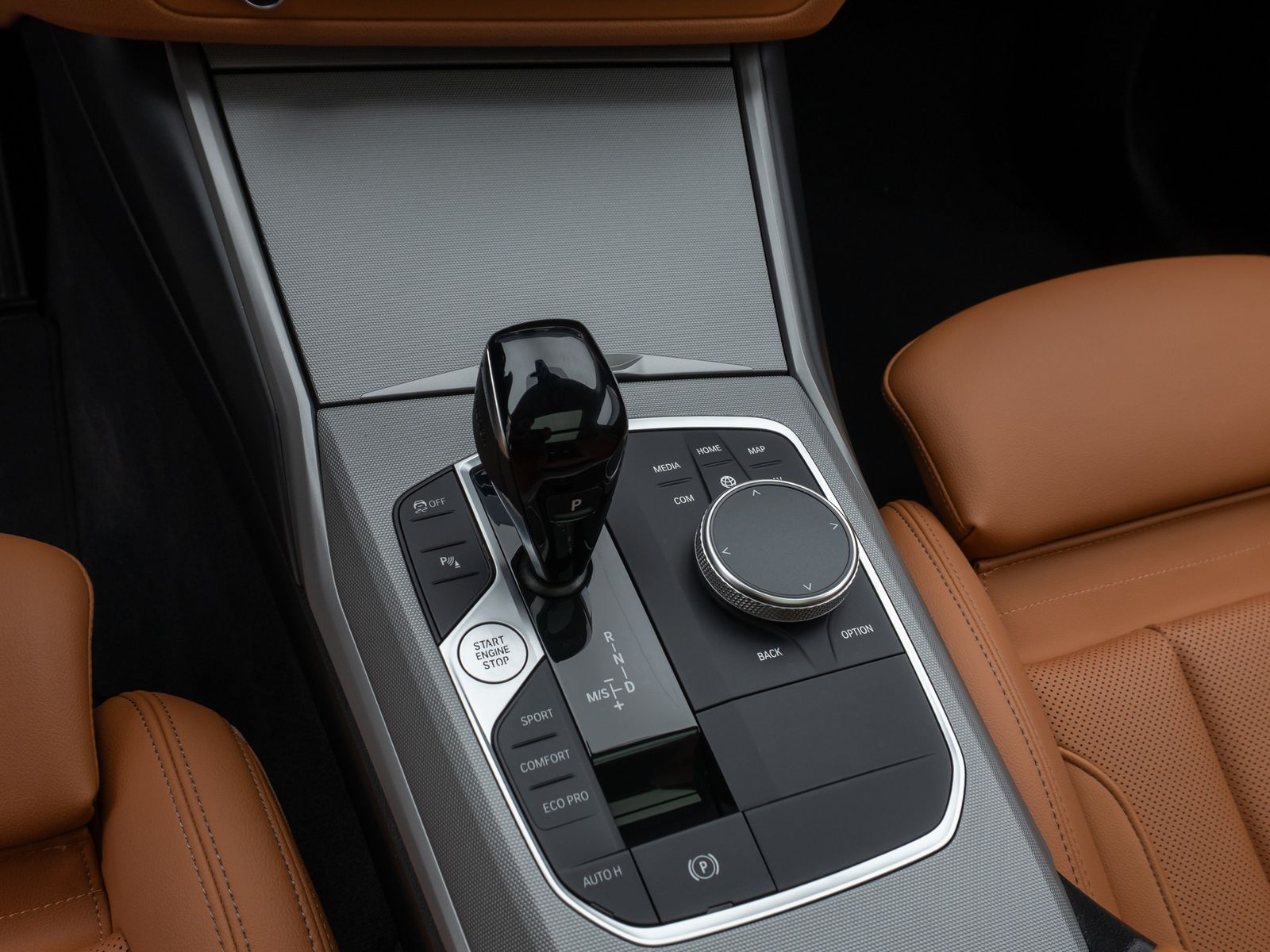 Fahrzeugabbildung BMW 320d xD Alarm DAB Standhzng Panorama Sportsitz
