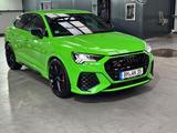 Audi RSQ3 2.5 TFSI S tronic quattro - - Audi RSQ3 aus 2021