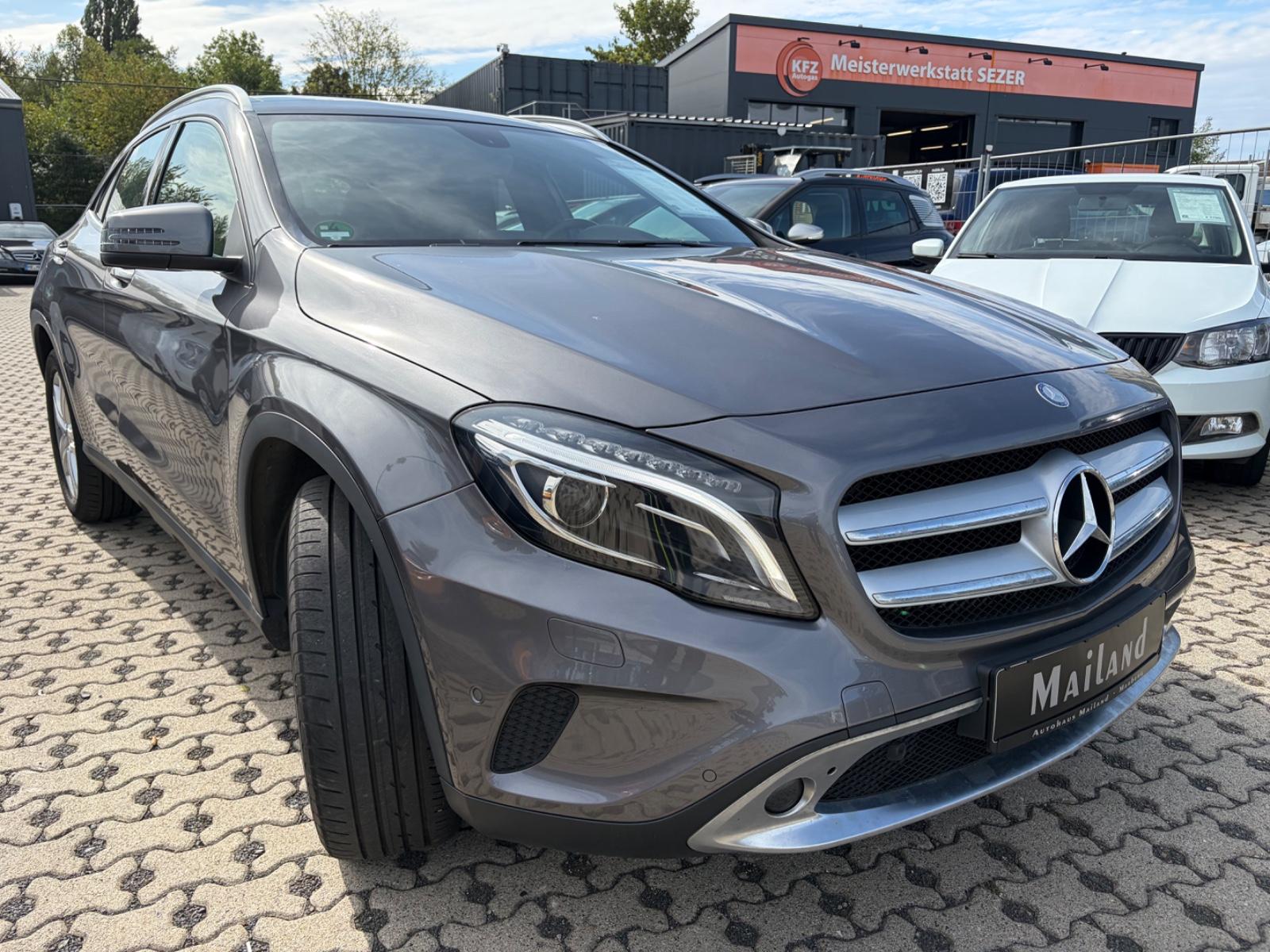 Mercedes-Benz GLA 200 CDI / d 4Matic