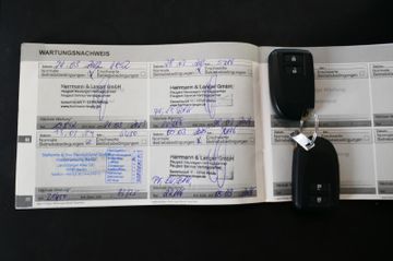 Fahrzeugabbildung Peugeot 108 Allure aus 1. Hand, erst 8Tkm!