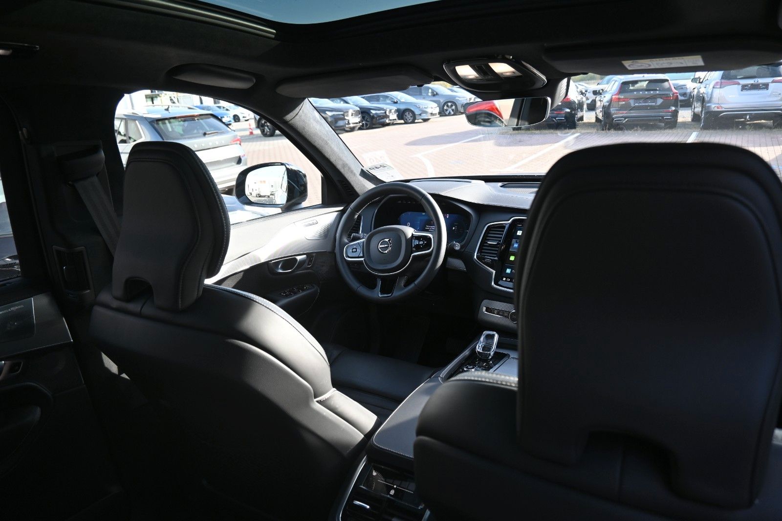 Fahrzeugabbildung Volvo XC90 T8 AWD Ultimate Dark*STDHZG*360°*LUFT*0,5%