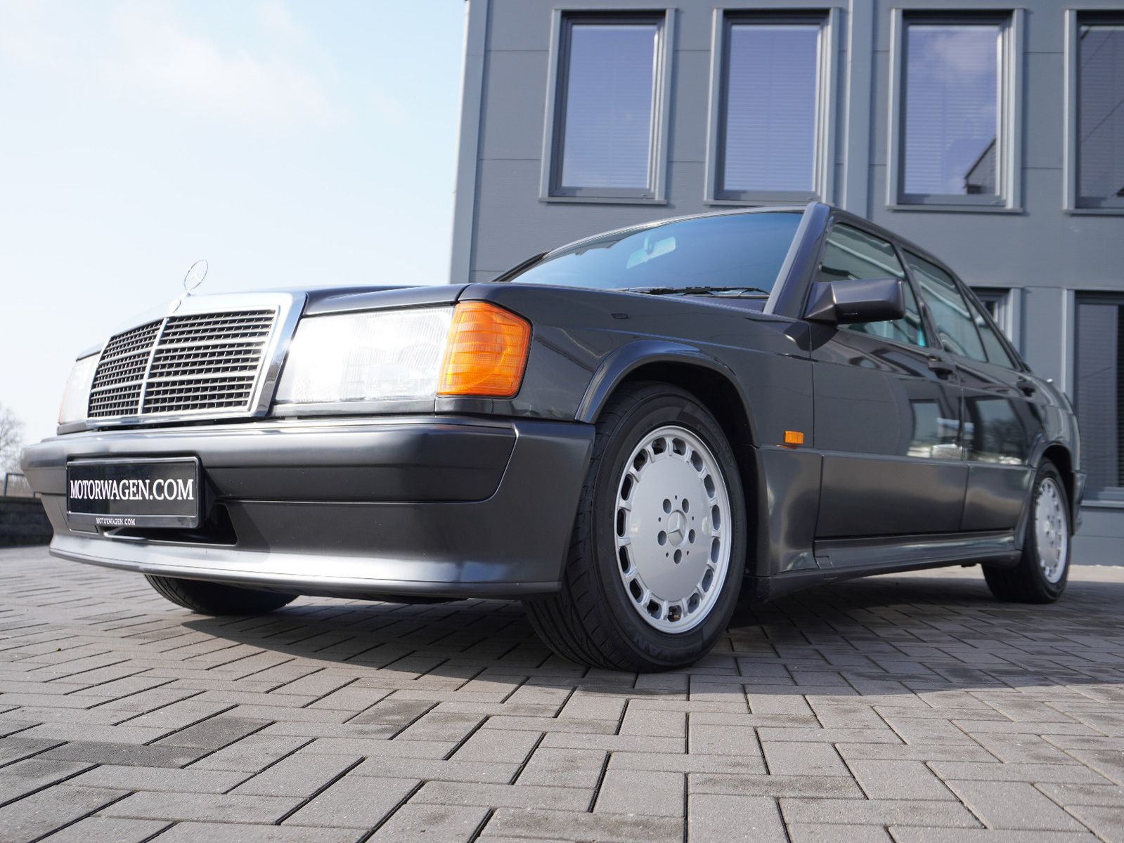 Fahrzeugabbildung Mercedes-Benz 190 E 2,3 16 V