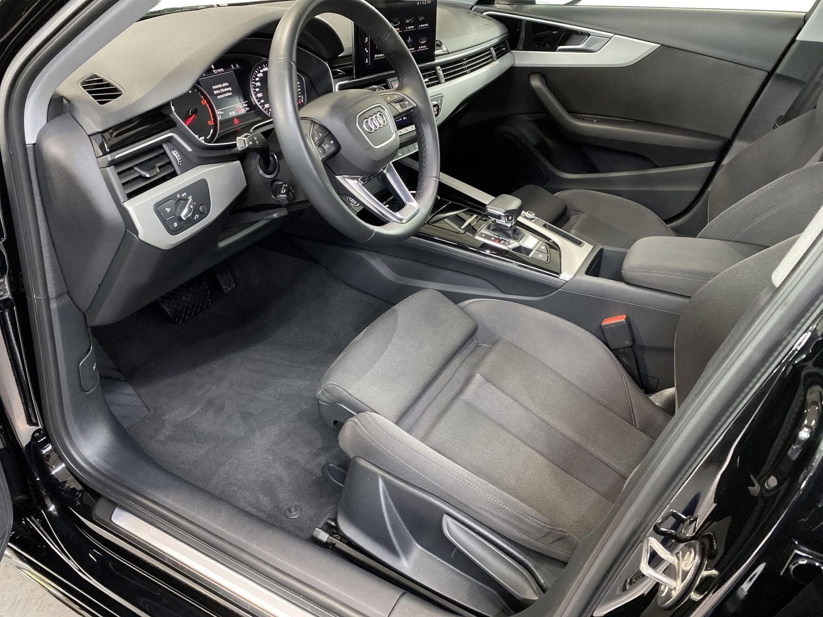 Audi A4 - Bild 7