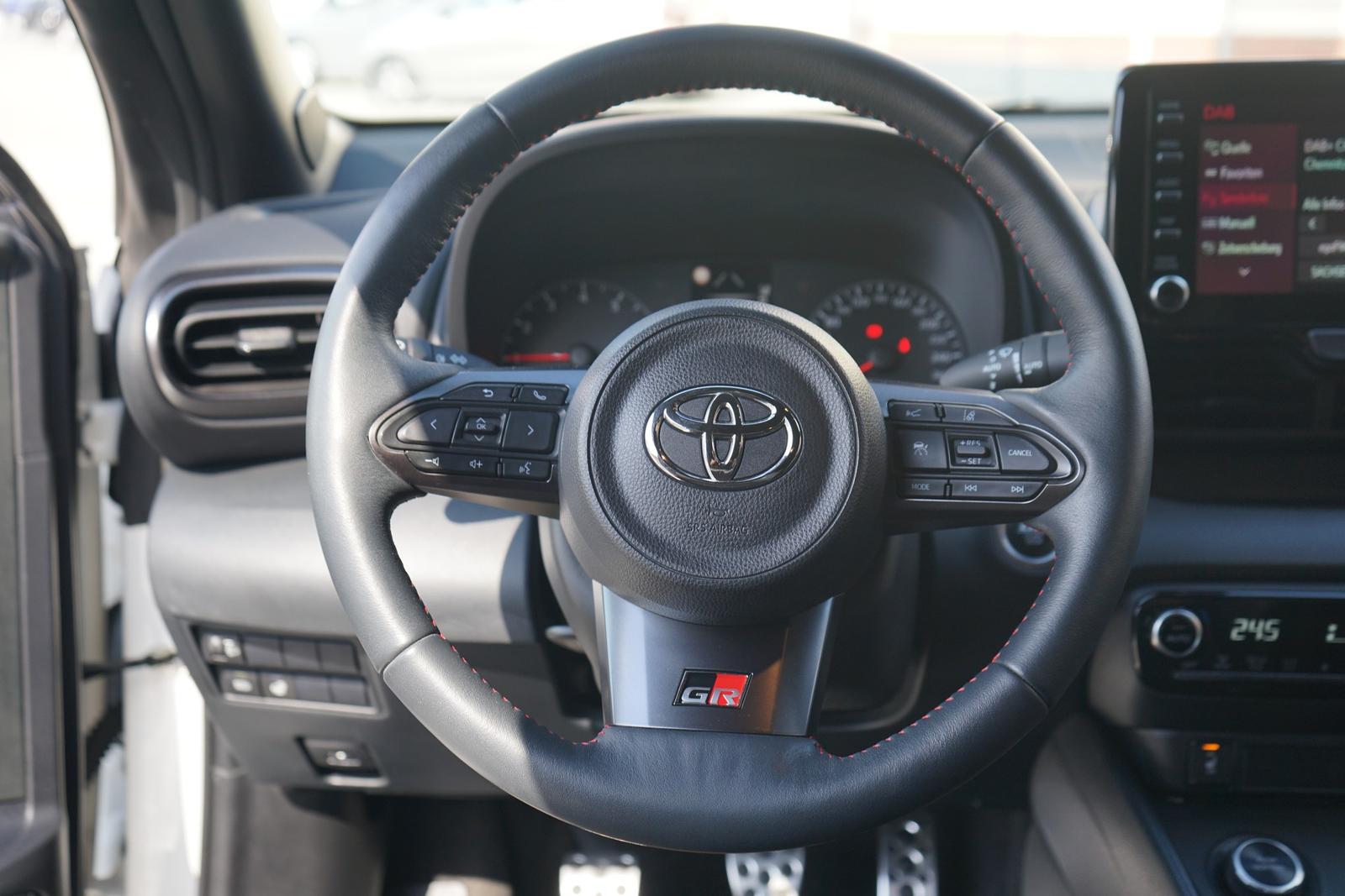 Toyota Yaris 1.6 GR 4WD LED ACC Android Apple DAB, миниатюра 19