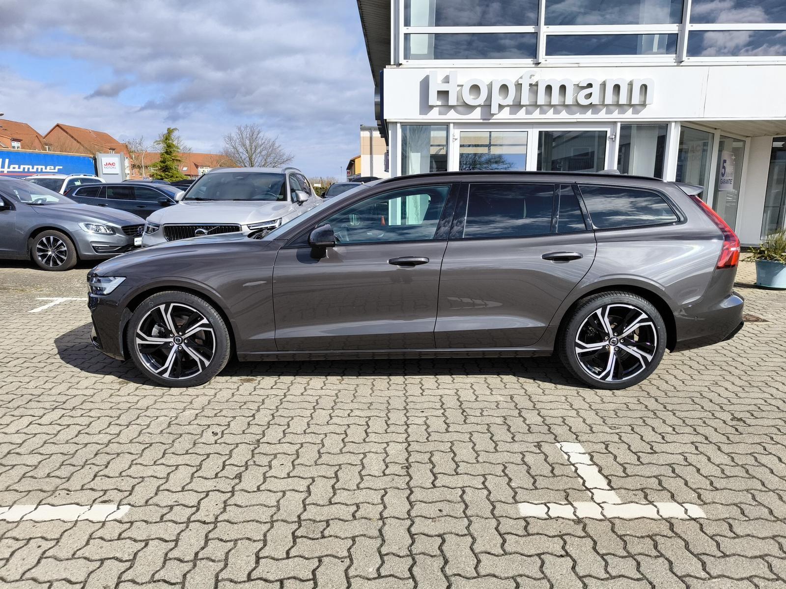Volvo V60 B4 Benzin Plus Dark ACC / BLIS / 360°