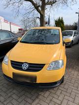 Volkswagen Vw fox  gelb - gebrauchte VW Fox aus dem Jahr 2004