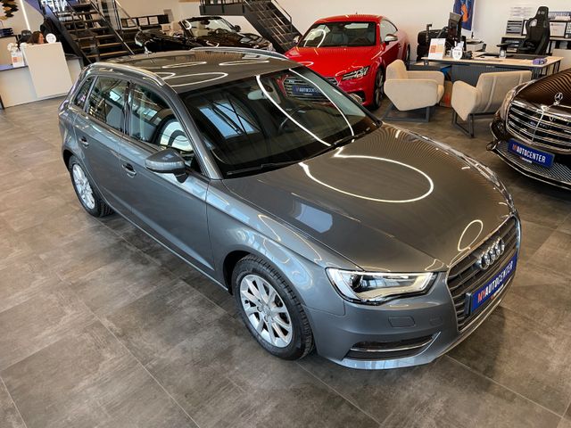 Audi A3 Sportback attraction ultra*2. Hand*Navi*Xenon