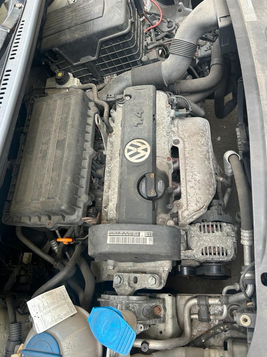 Volkswagen Caddy 2010 — photo 8
