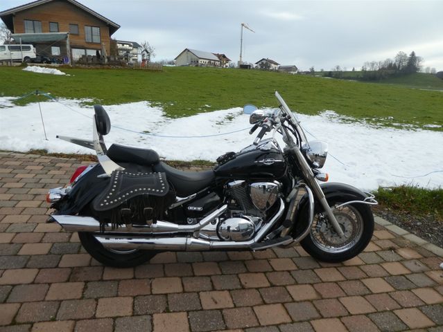 Suzuki Intruder C800 WVBM