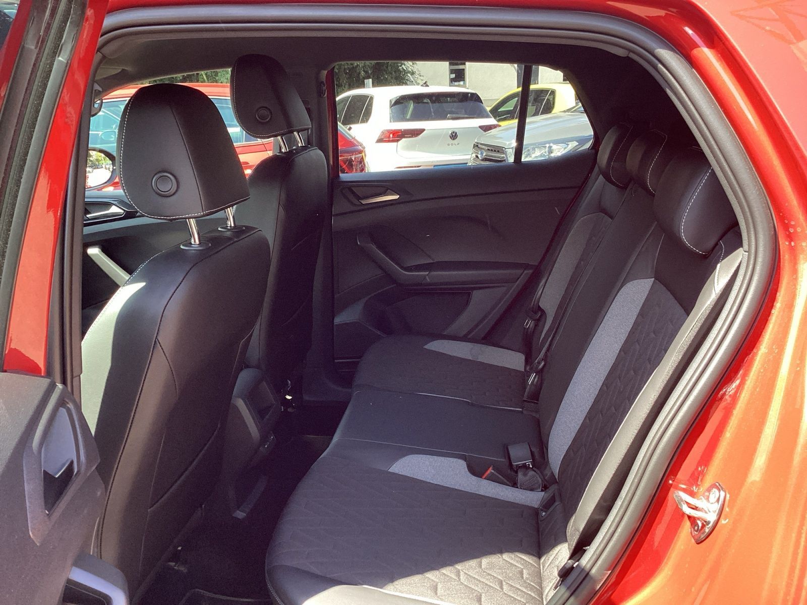 Volkswagen T-Cross - Bild 14