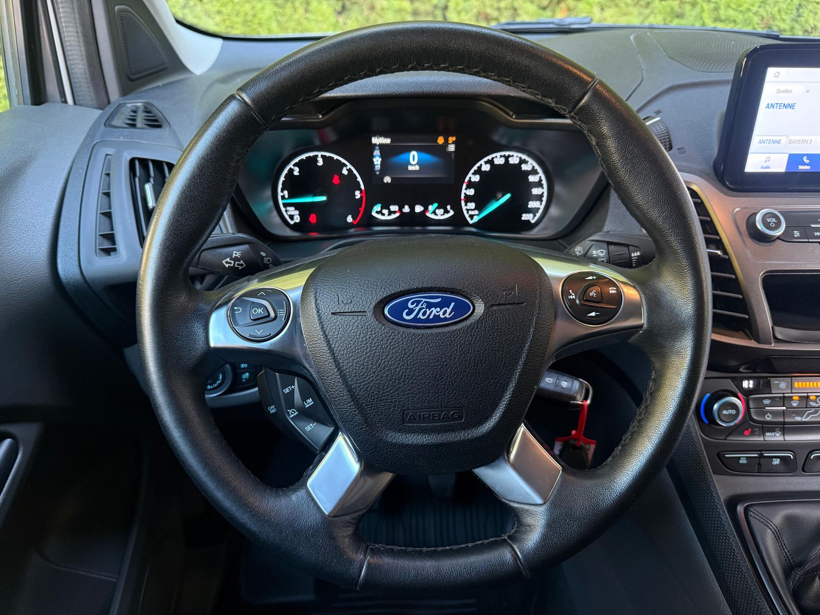 Fahrzeugabbildung Ford Transit Connect 1.5 TDCi Trend XEN+SHZ+KAM+REGAL
