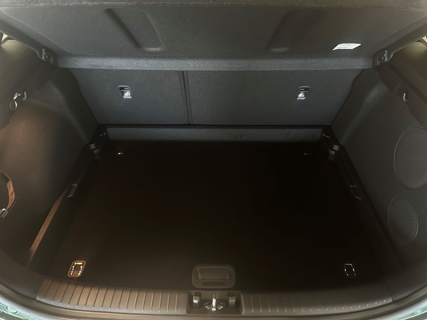 Fahrzeugabbildung Kia Ceed 1.5 GT-Line MEMORY VerkehrszeichenERK LED