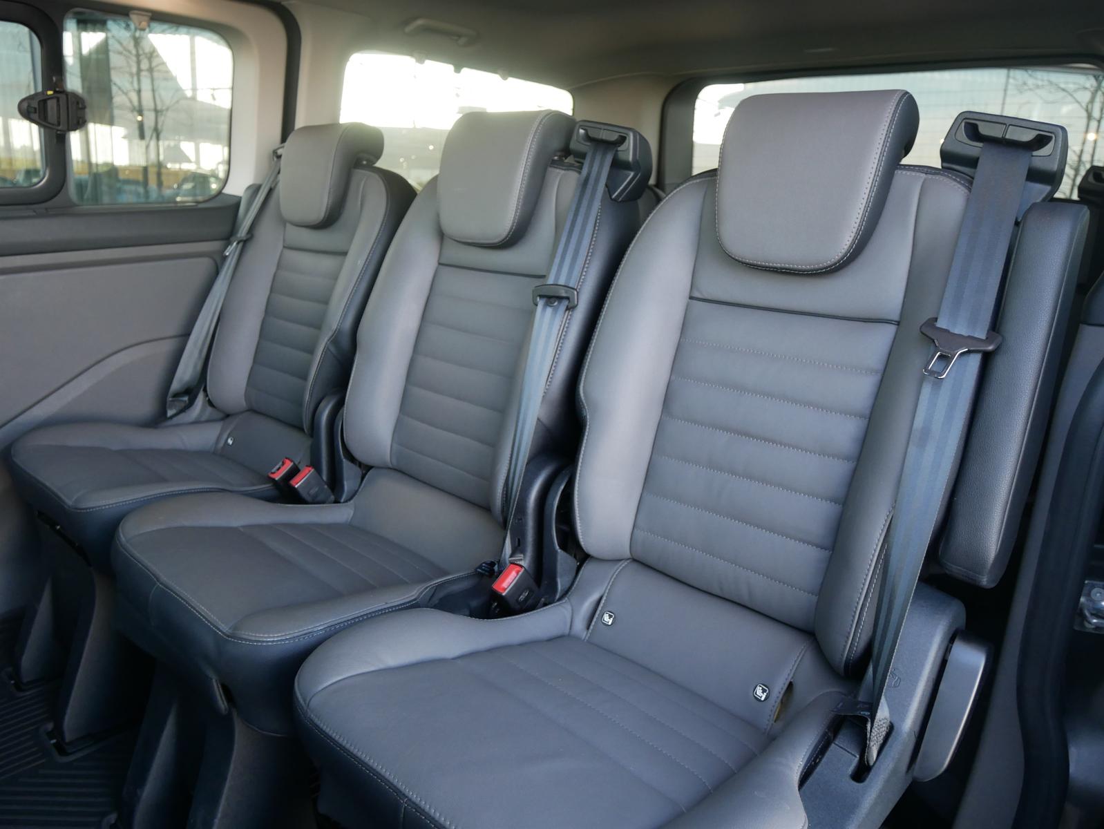 Ford Tourneo Custom 320 L1H1 VA Autm. Titanium X AHK