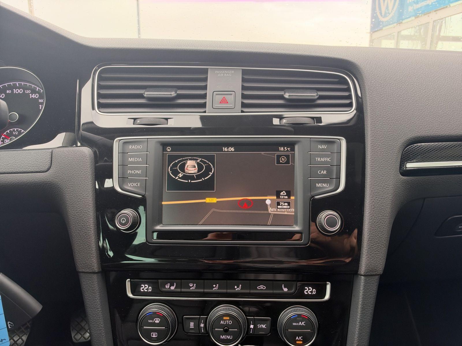 Volkswagen Golf 2.0 TDI Highline*Navi*Pano*ACC*Leder*StHz*K