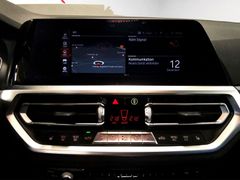 BMW 330 d xDrive Sport Line Navi PDC 1-Hand AHK