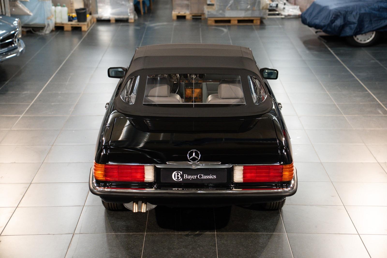 Mercedes-Benz SL 560 - MATCHING - RESTAURIERT