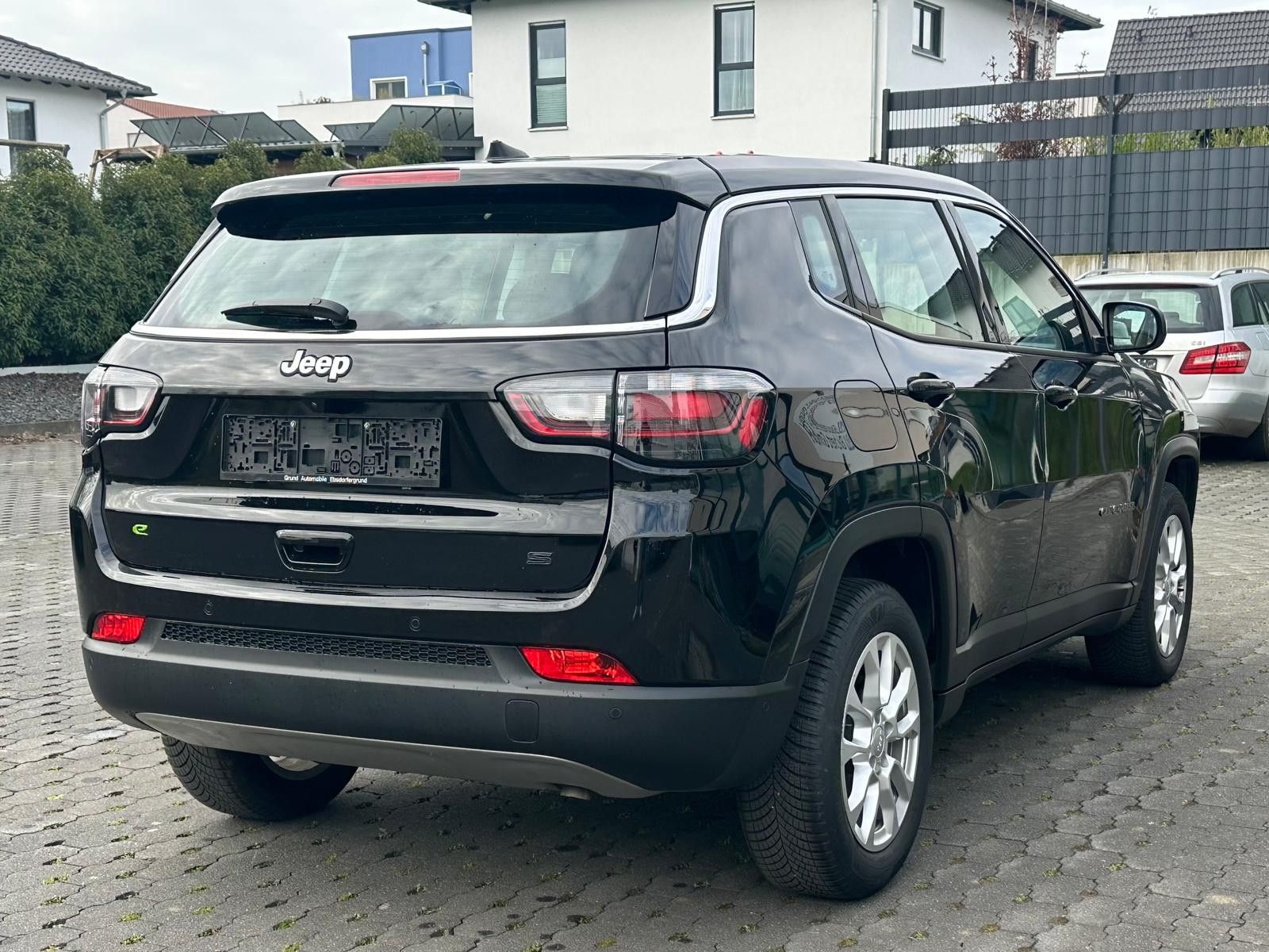 Fahrzeugabbildung Jeep Compass s Altitude 1.5 LED+ACC+VIRTUAL+SHZ+360°+