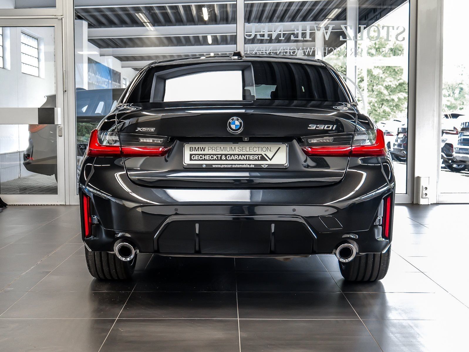 BMW 330 - Bild 11