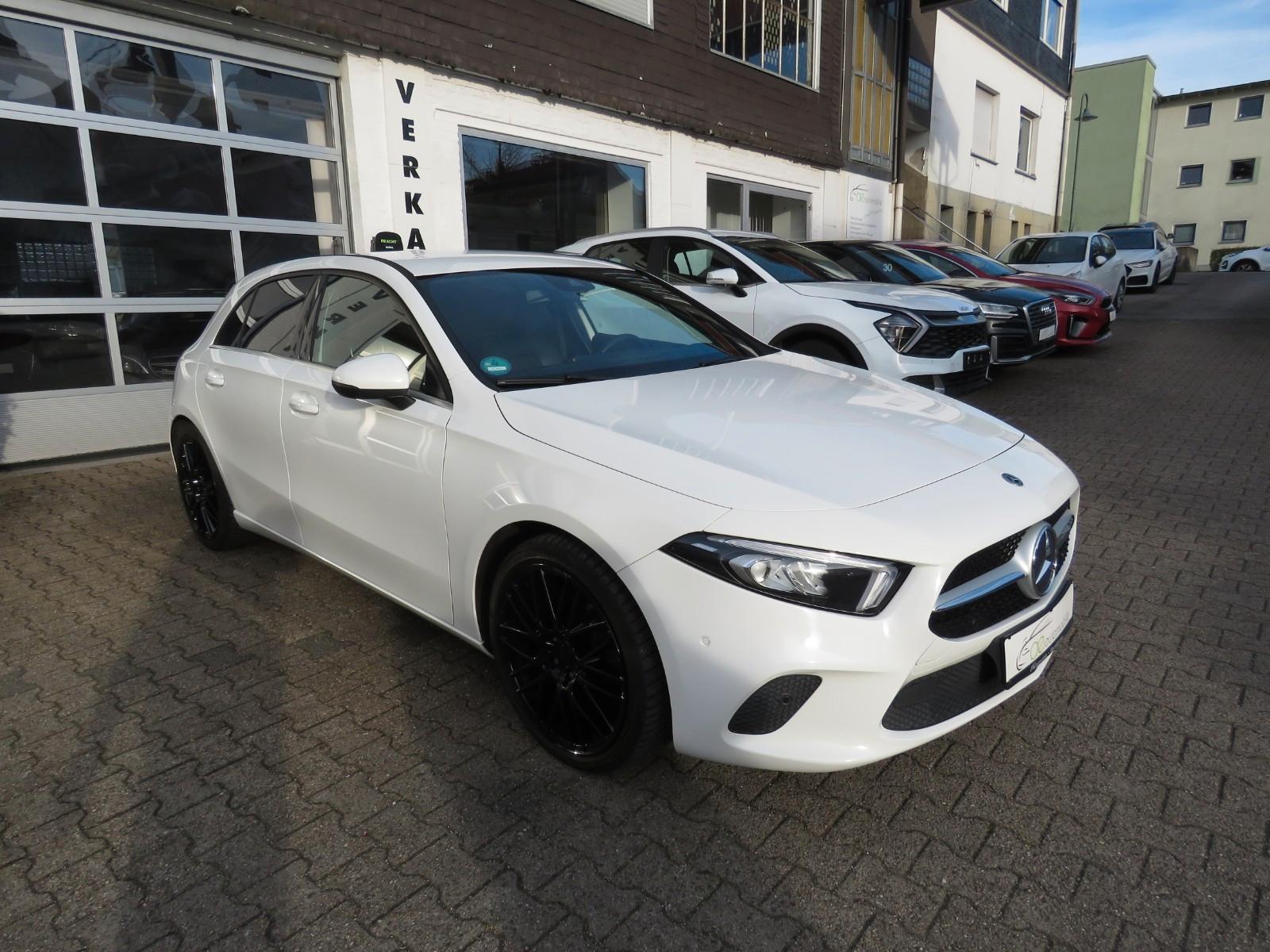 Mercedes-Benz A 180 d / AUTOMATIK