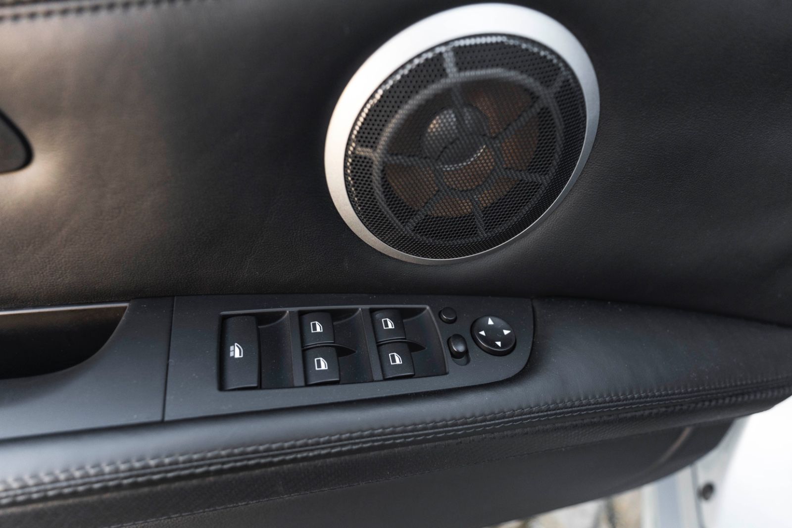Fahrzeugabbildung BMW M3 E93 Cabrio PDC NAV LEDER  INV. AUDIO